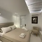 Villa Alessandra With Massive Pool By Diles Mykonos Town