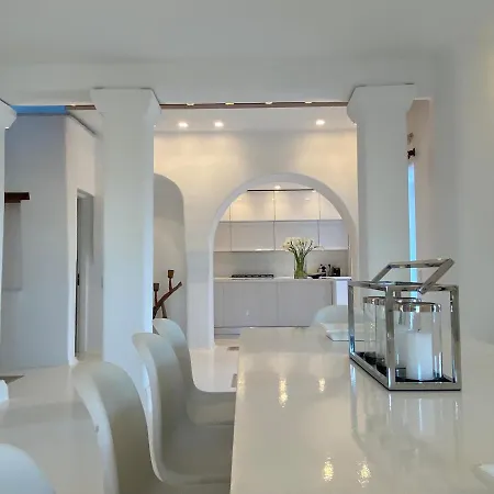 Alessandra With Massive Pool By Diles 빌라 *