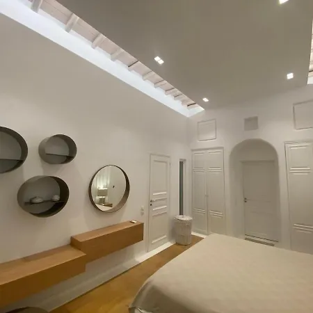 Alessandra With Massive Pool By Diles 빌라