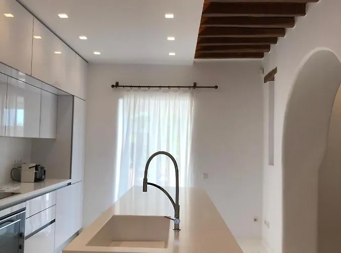 Villa Alessandra With Massive Pool By Diles Mykonos Town