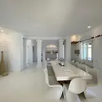Villa Alessandra With Massive Pool By Diles Mykonos Town